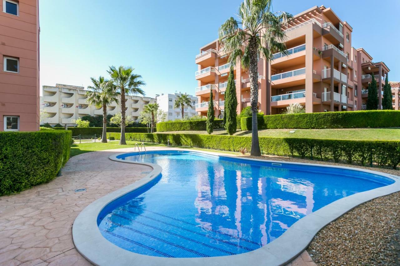 Litoral Mar Dream 17, Beach Front, Free Wi-Fi, Private Parking, Pool Portimão Kültér fotó