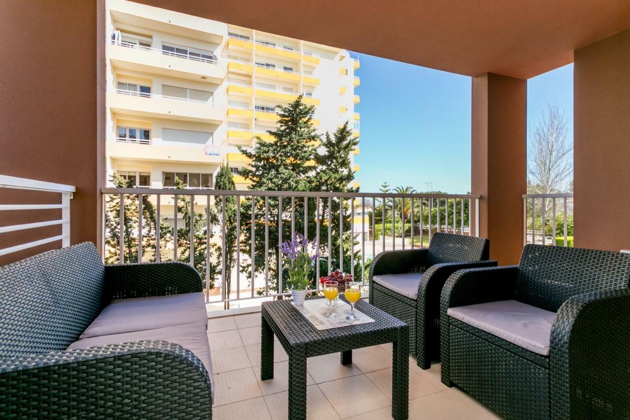 Litoral Mar Dream 17, Beach Front, Free Wi-Fi, Private Parking, Pool Portimão Kültér fotó